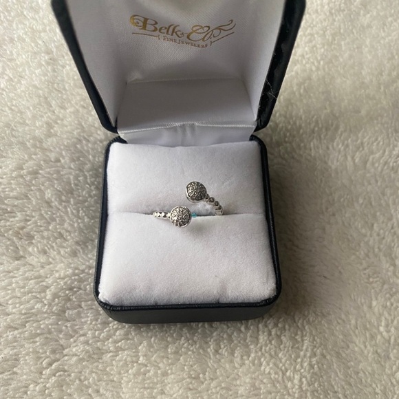 NWT 1/8 ct. t.w. Diamond Ring in Sterling Silver - Picture 2 of 6